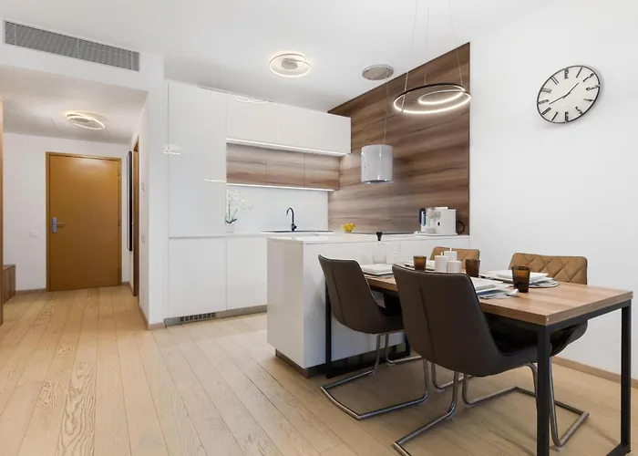 דירה Breathtaking Castle View - Modern Sky Park *