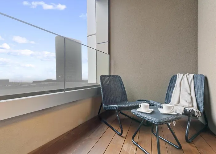 Breathtaking Castle View - Modern Sky Park 브라티슬라바