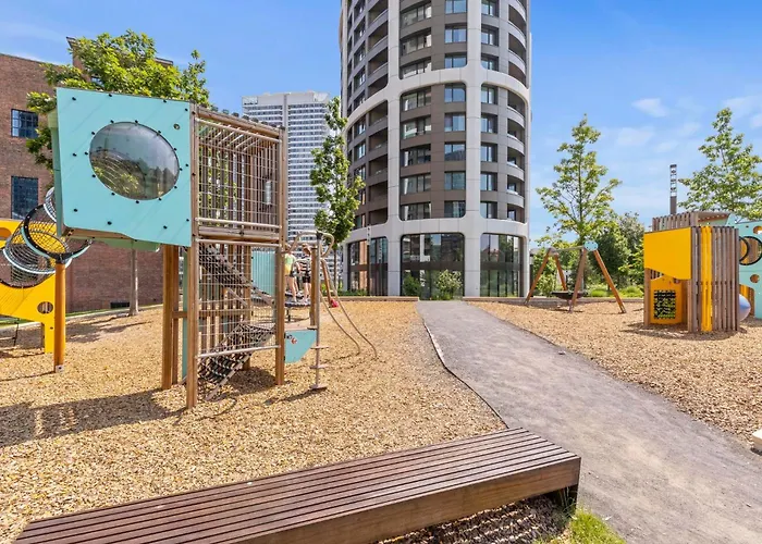 Breathtaking Castle View - Modern Sky Park 브라티슬라바